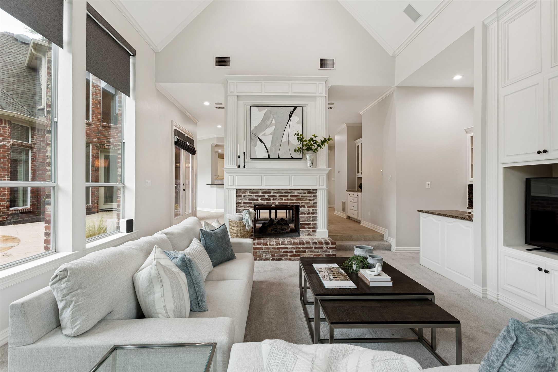 5909 Fossil Ridge Drive