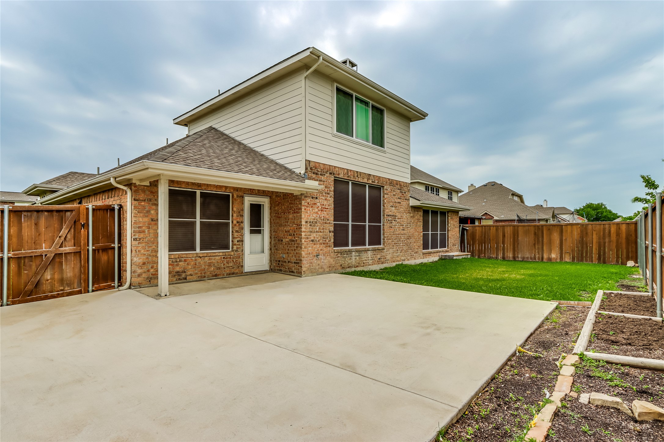 1010 Spring Tide Drive
