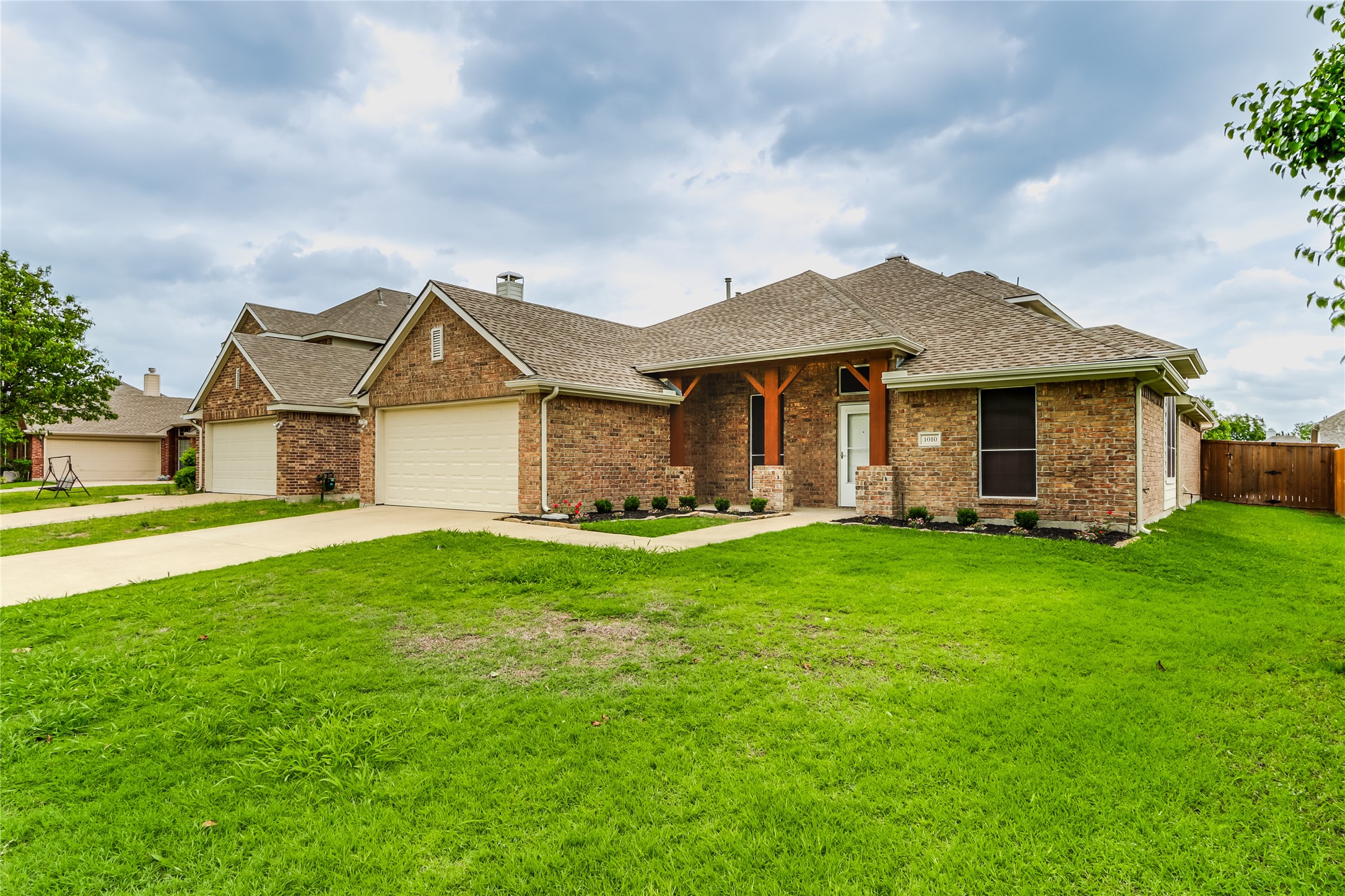 1010 Spring Tide Drive