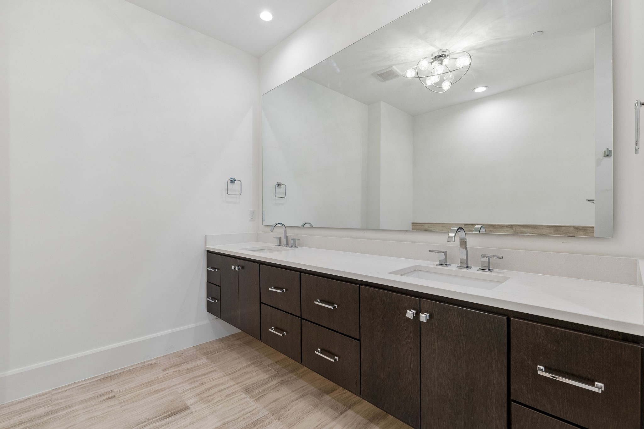 5270 Town and Country Boulevard 216