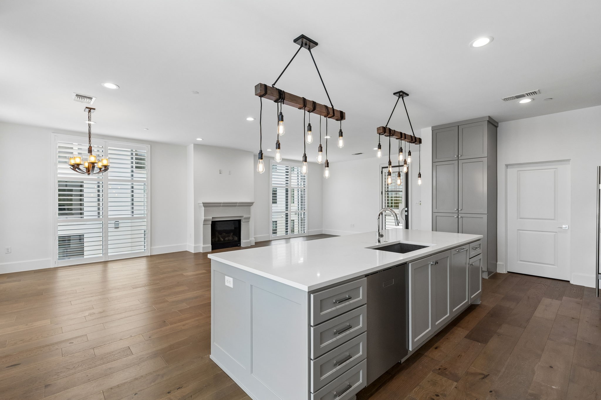5270 Town and Country Boulevard 216