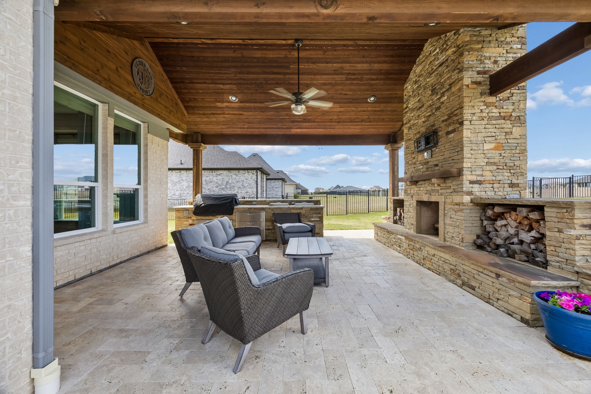 1223 Eagle Glen Pass
