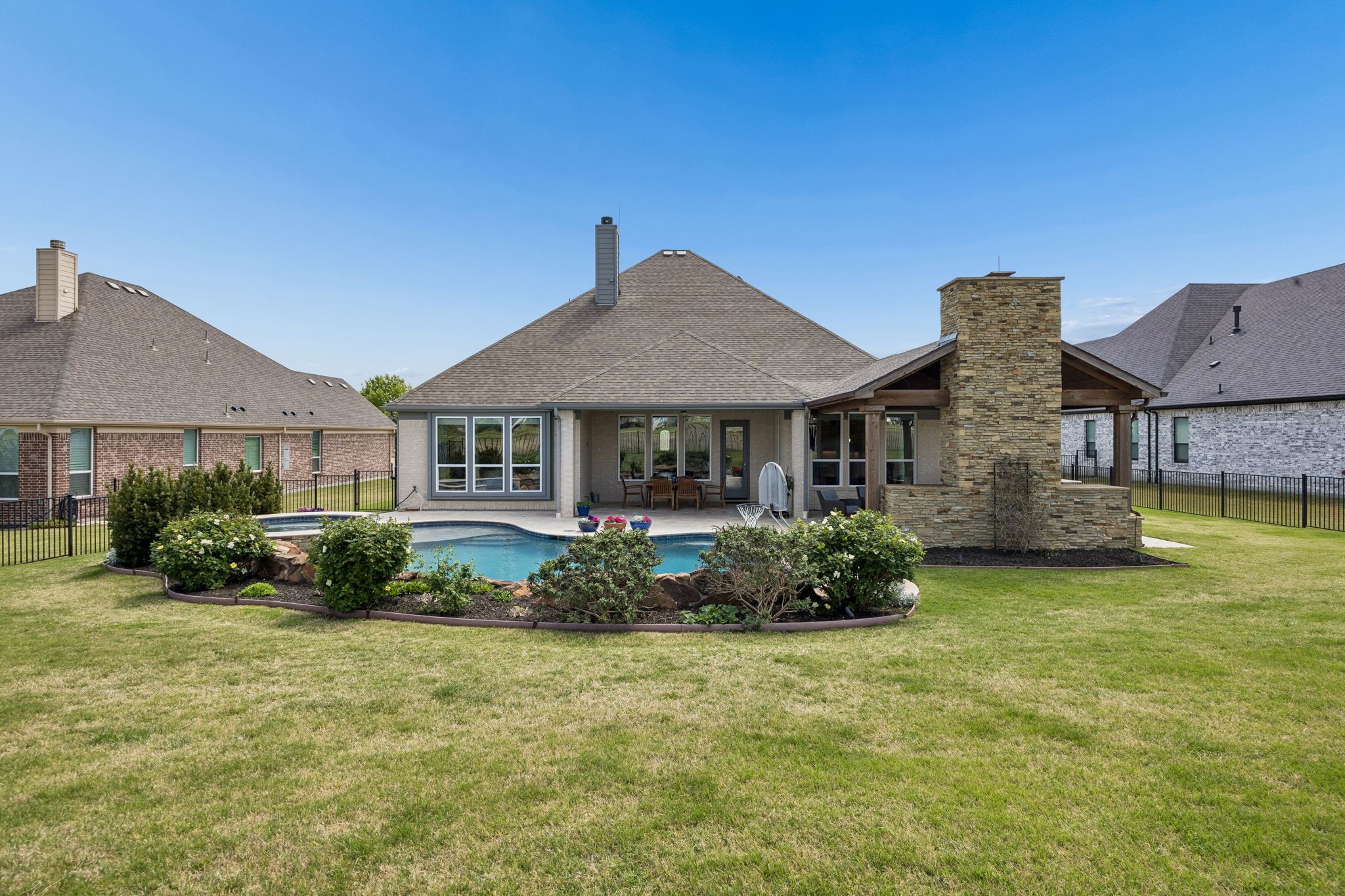 1223 Eagle Glen Pass