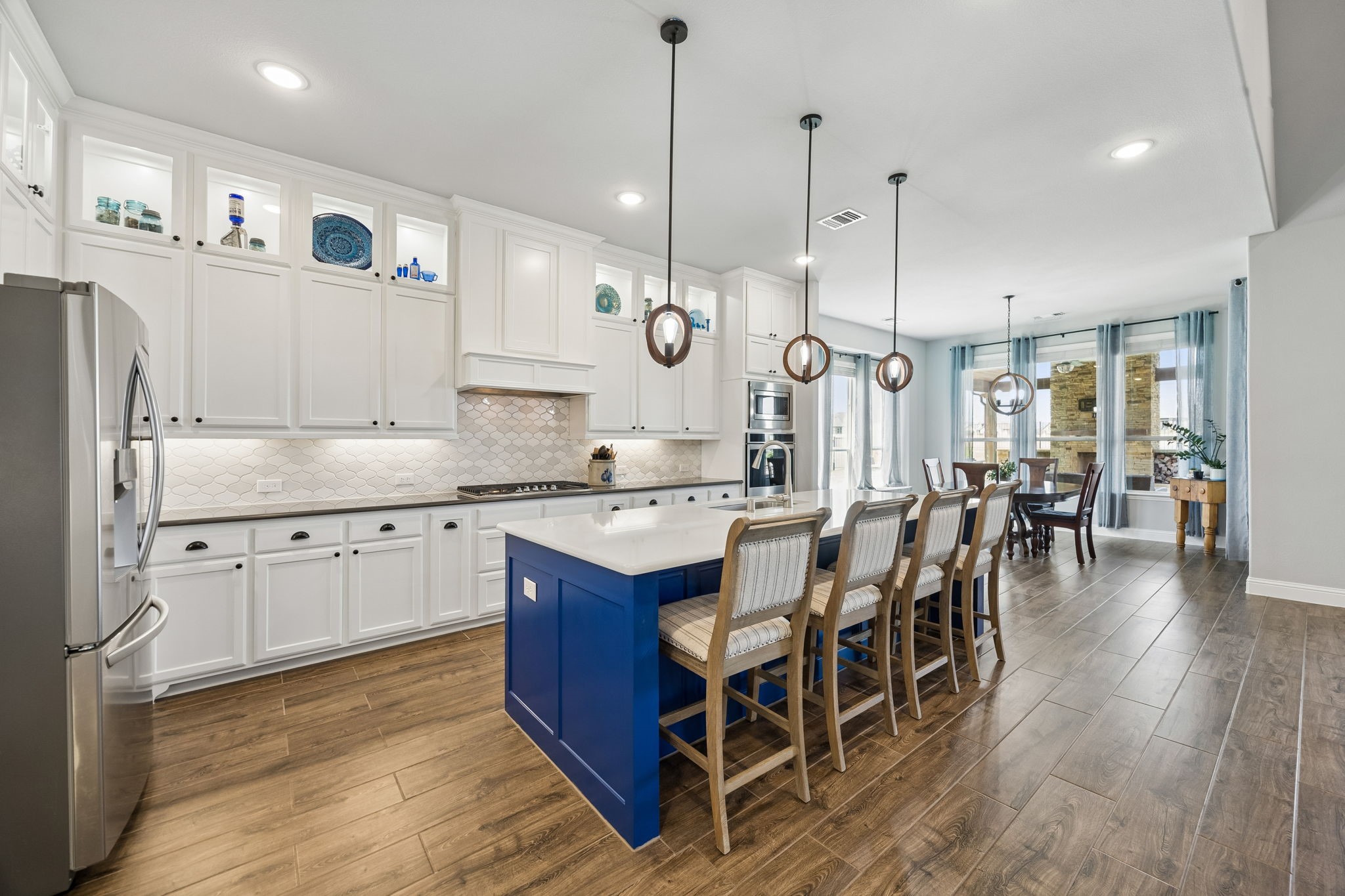 1223 Eagle Glen Pass