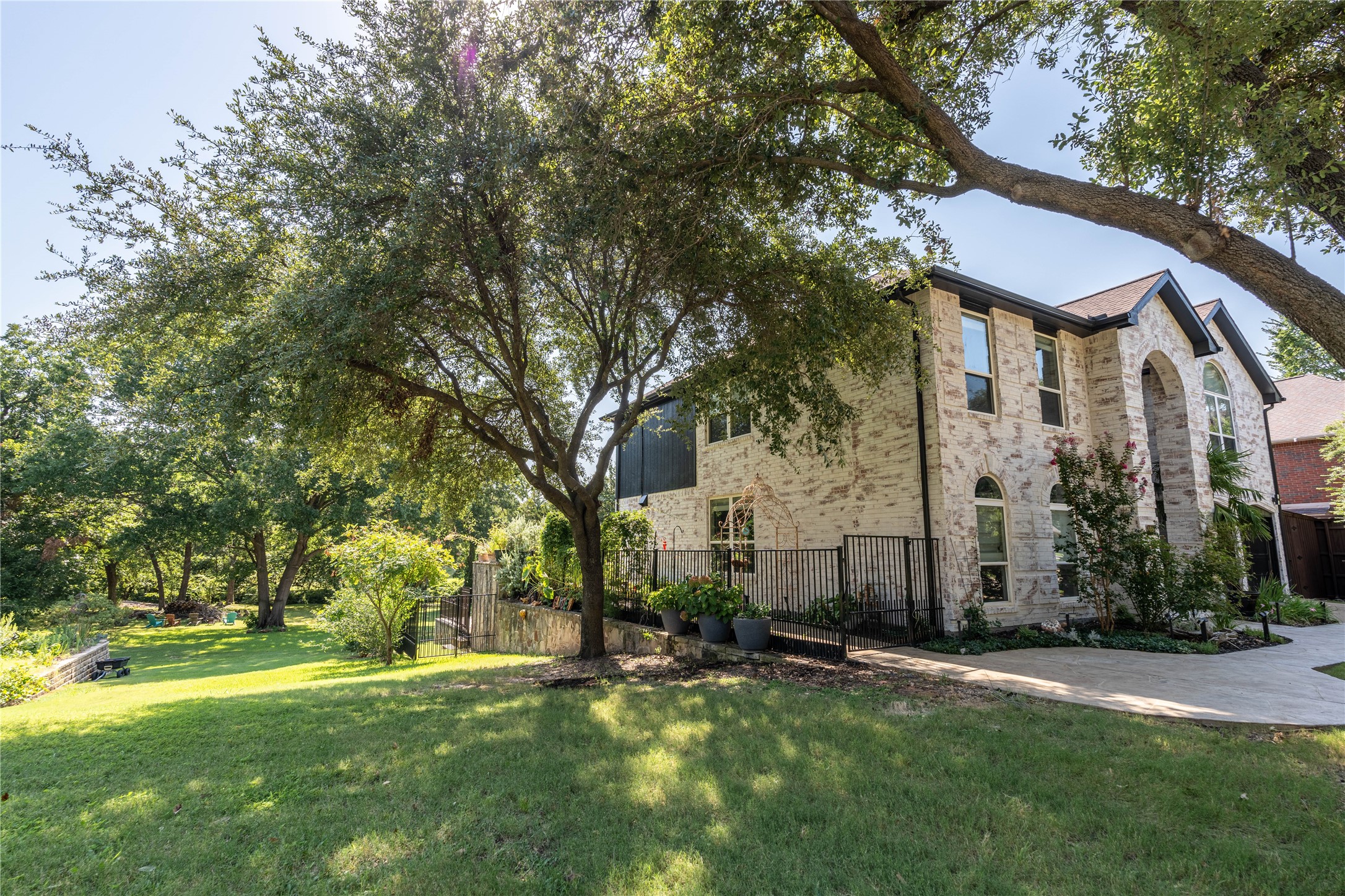 583 Oakbend Drive