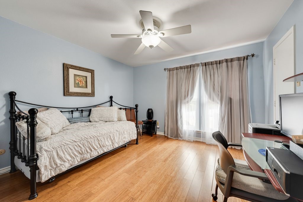 6155 Highwoods Court