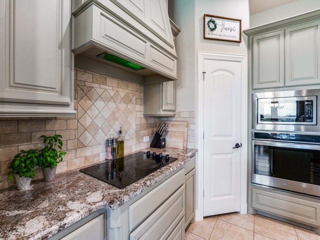 5640 Sunset Ridge