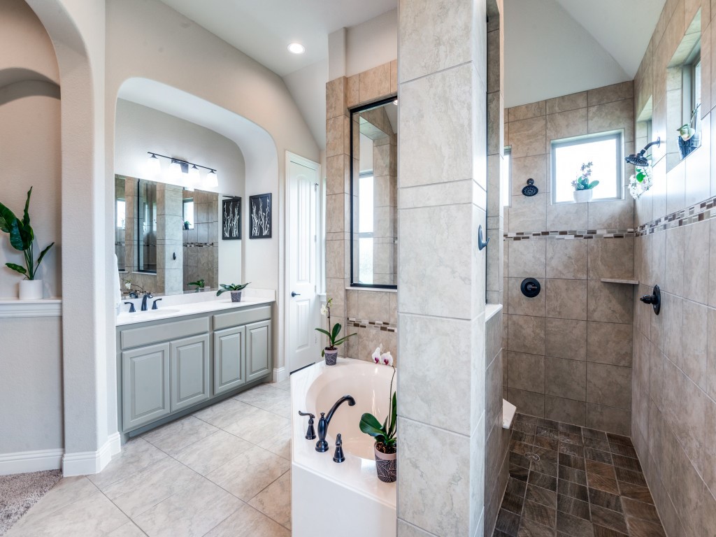 5640 Sunset Ridge