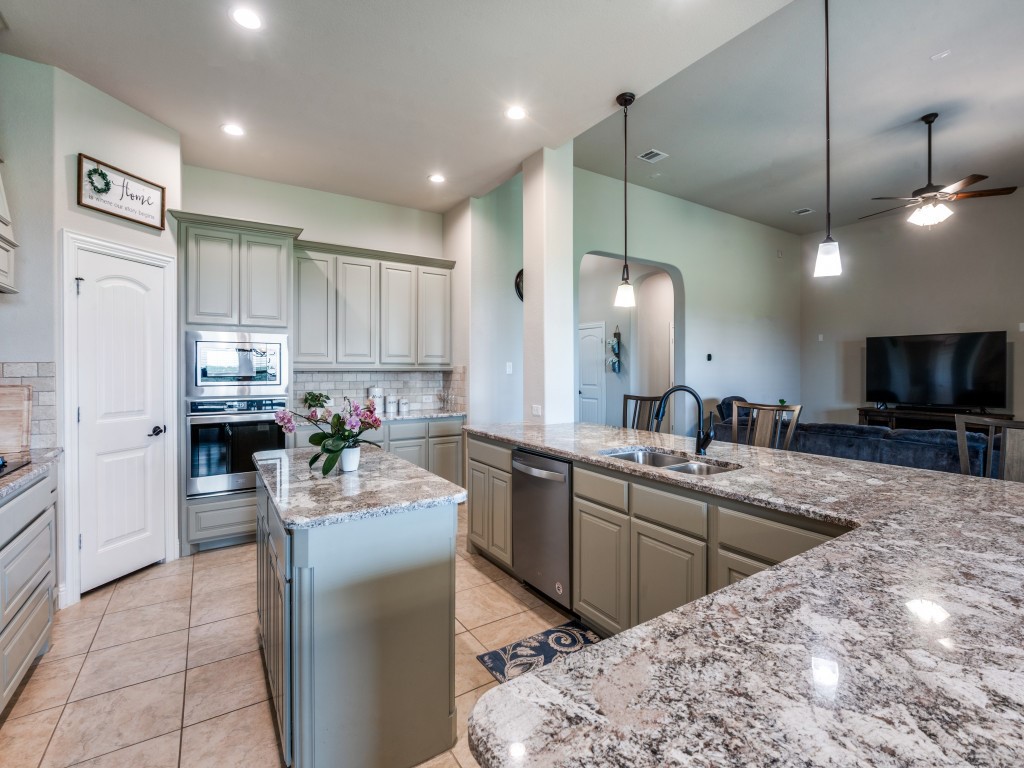 5640 Sunset Ridge