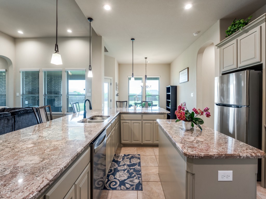 5640 Sunset Ridge