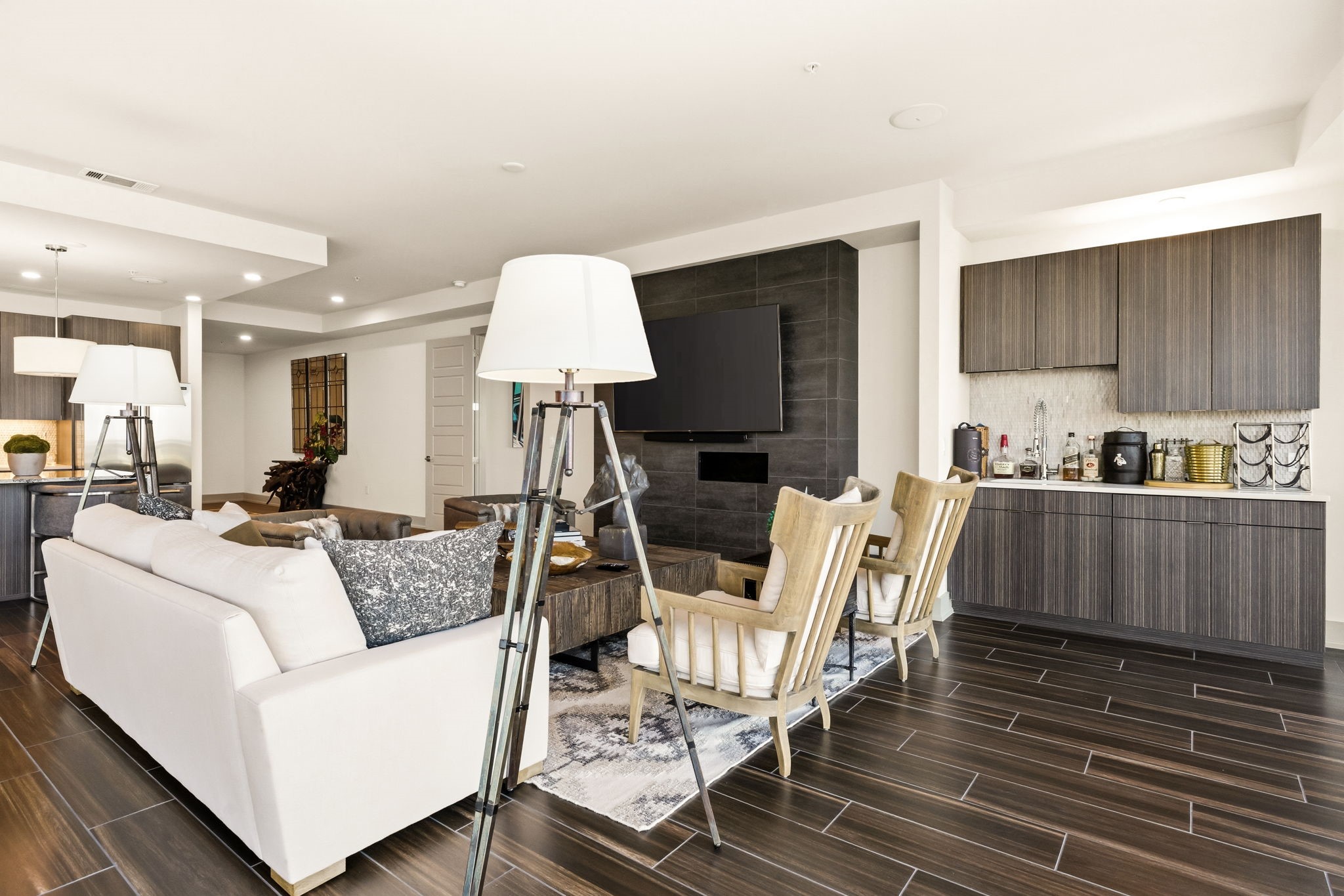 6000 Columbus Avenue 2901