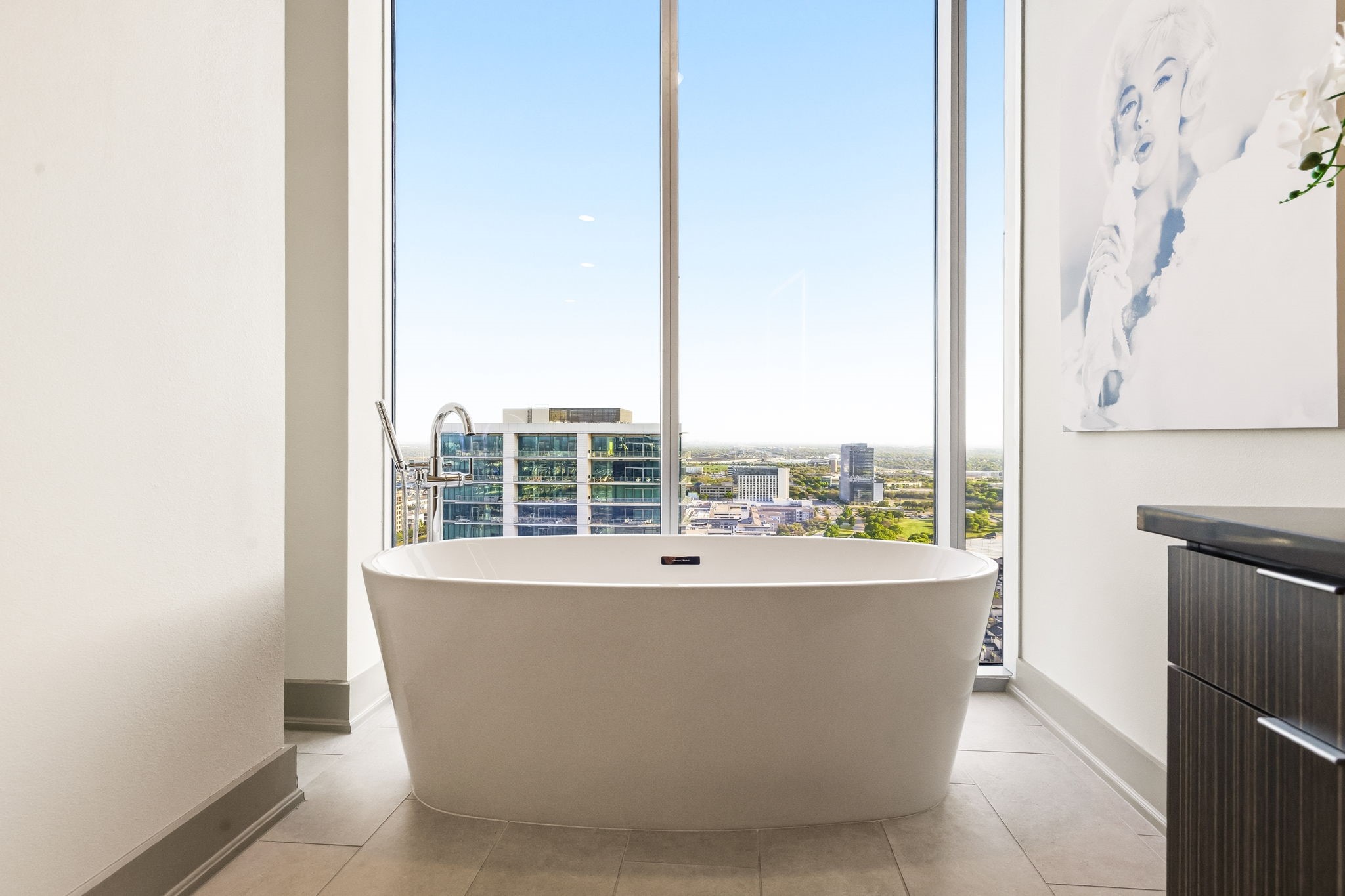 6000 Columbus Avenue 2901