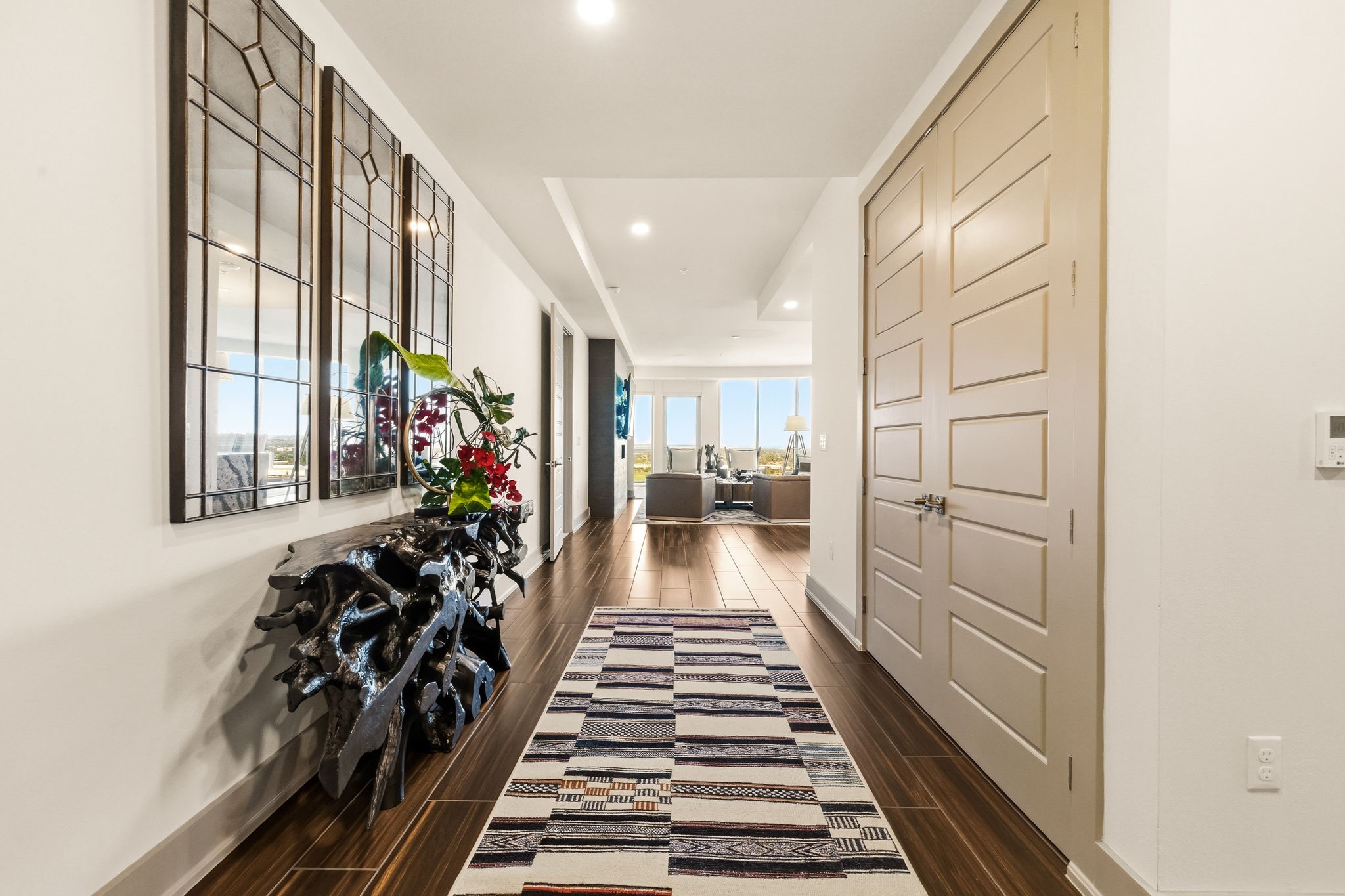 6000 Columbus Avenue 2901
