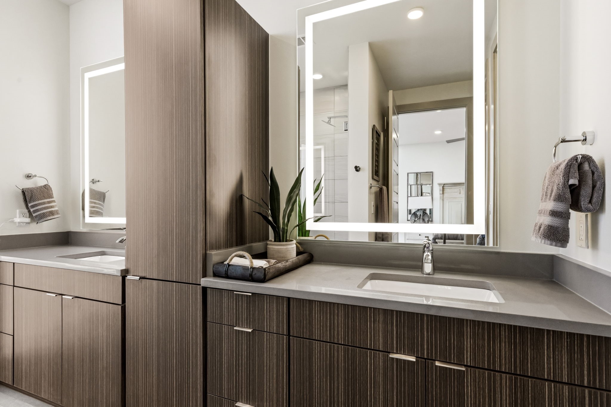 6000 Columbus Avenue 2901