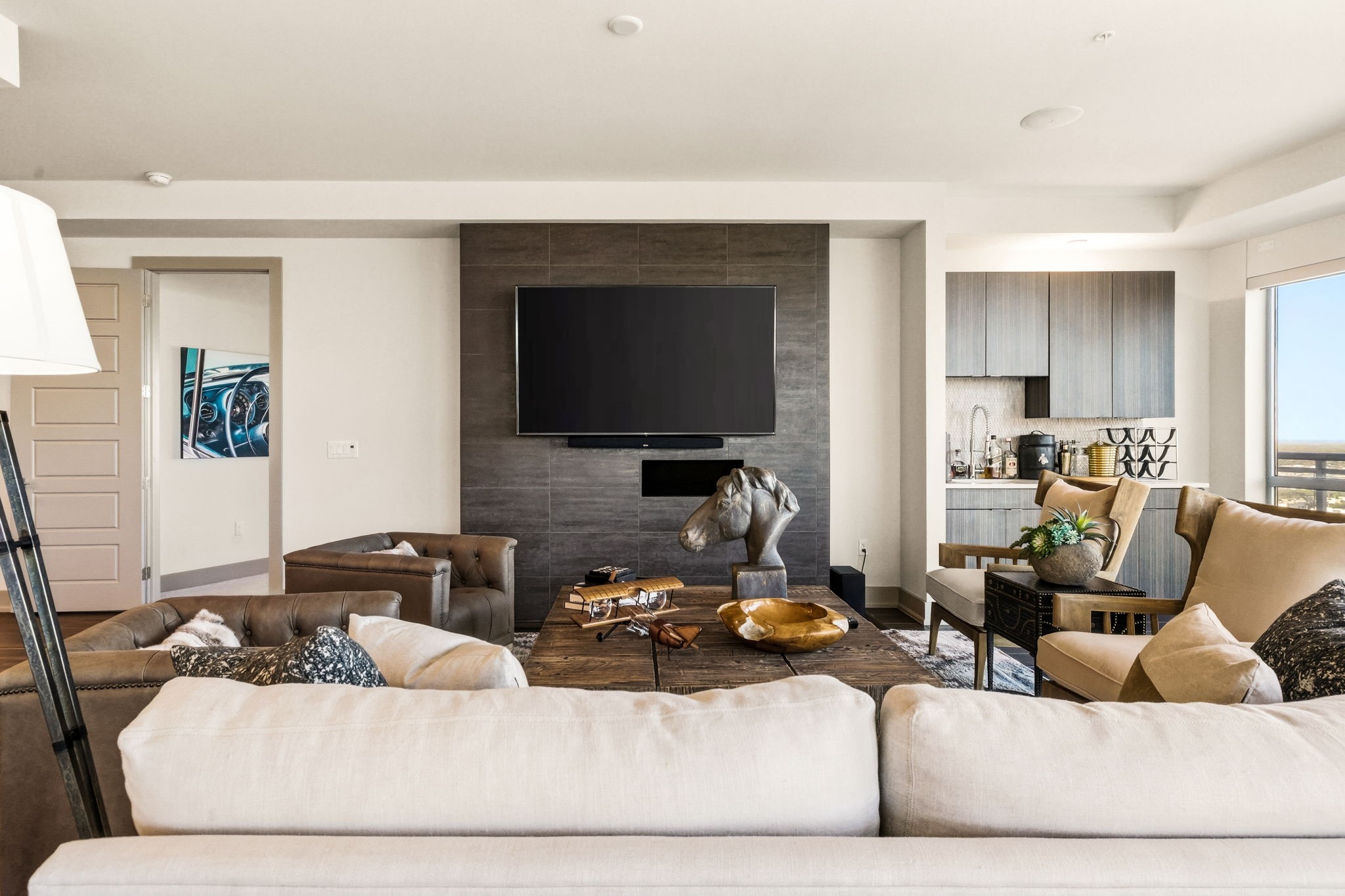 6000 Columbus Avenue 2901