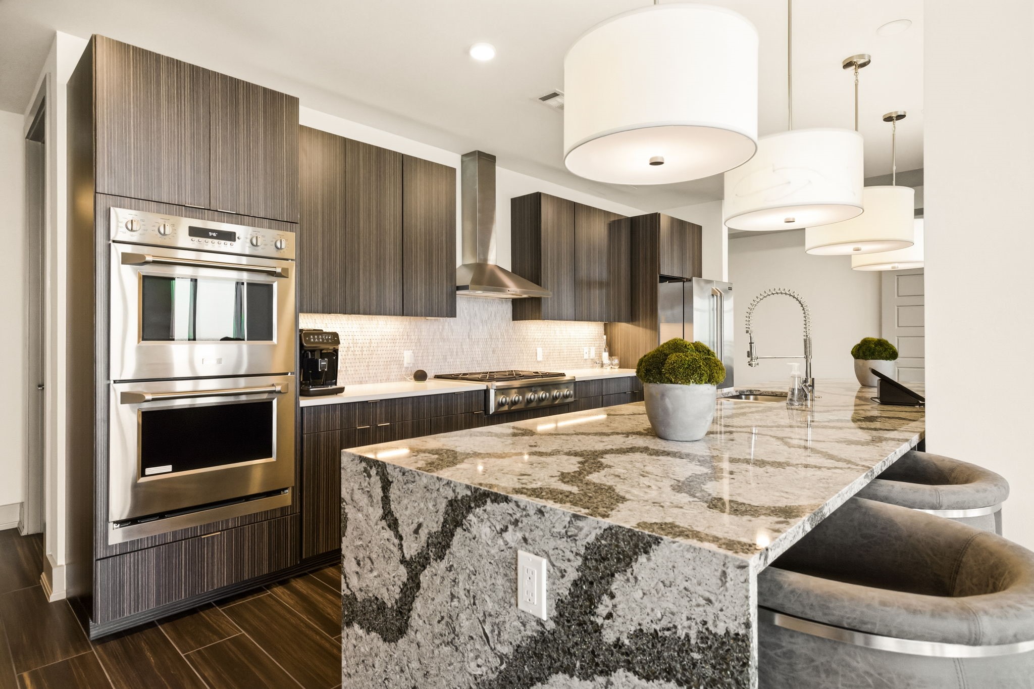 6000 Columbus Avenue 2901