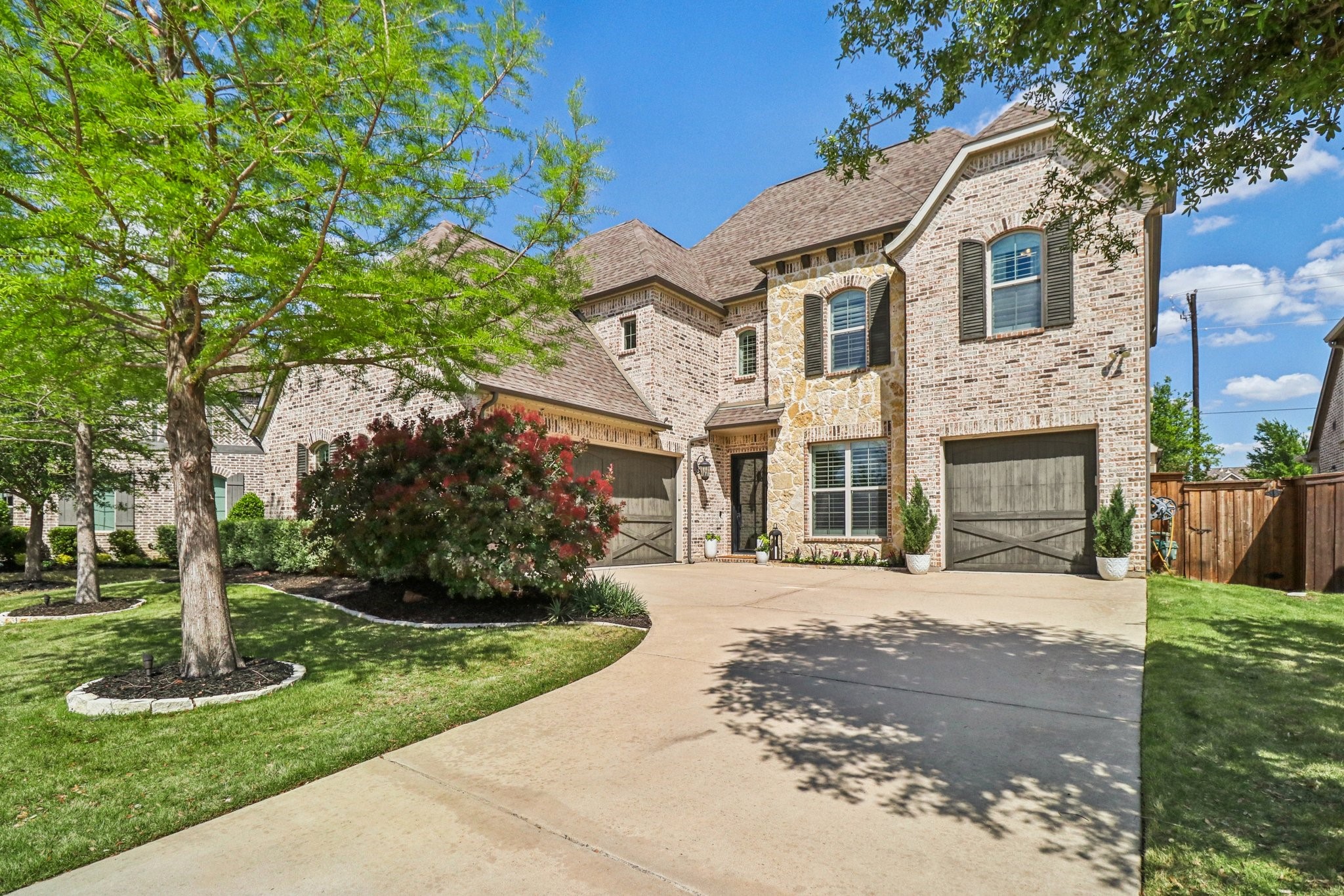 5678 Highflyer Hills Trail