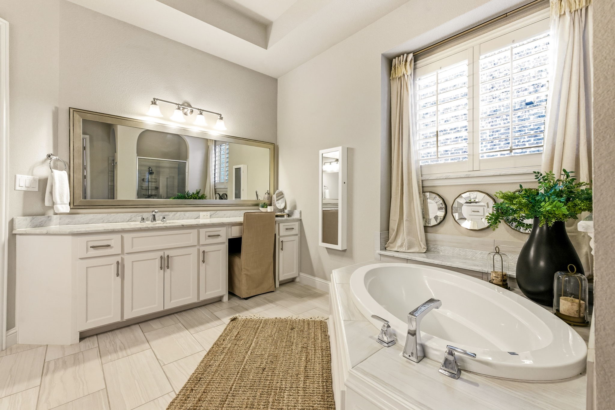 5678 Highflyer Hills Trail