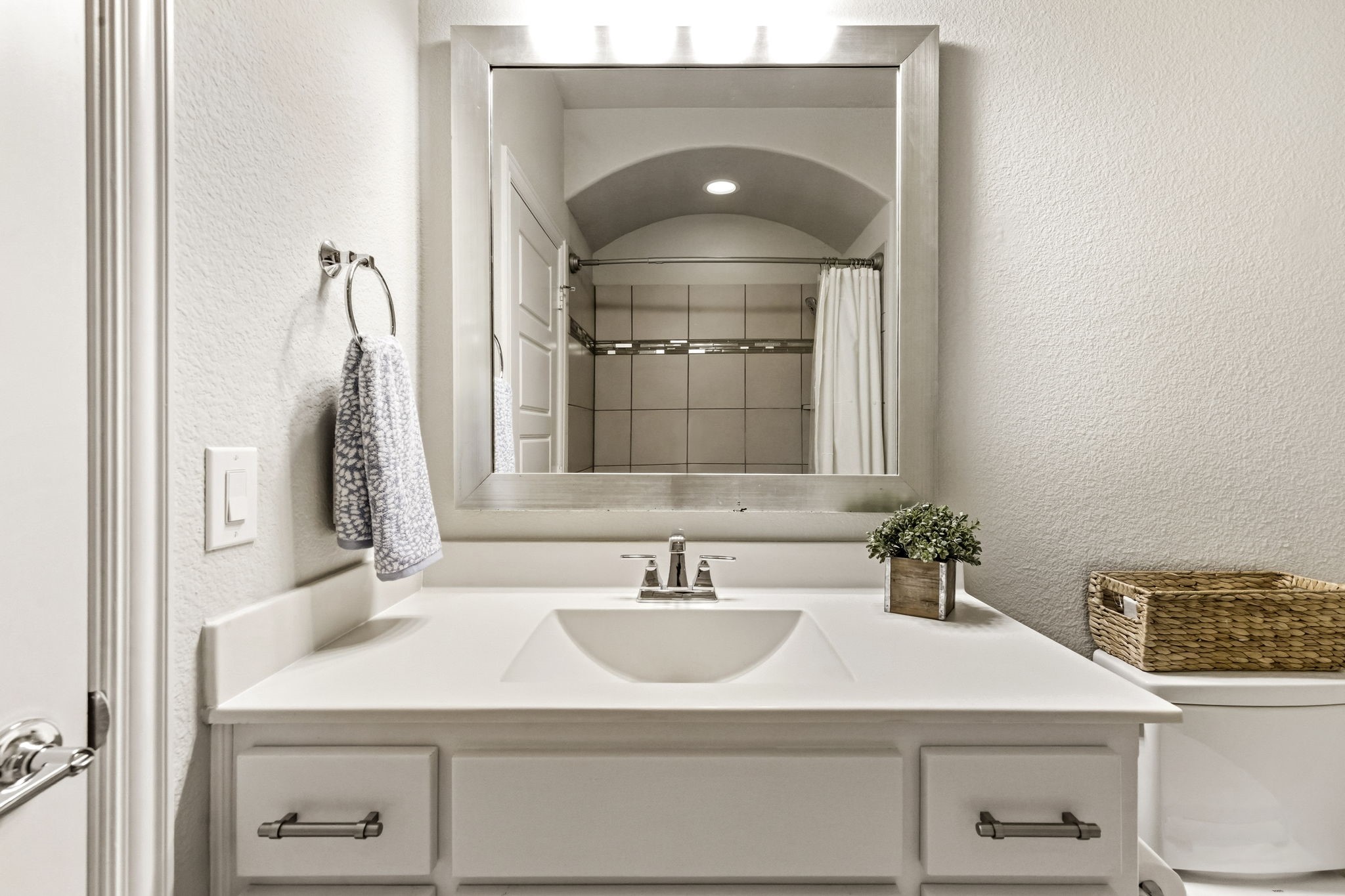 5678 Highflyer Hills Trail