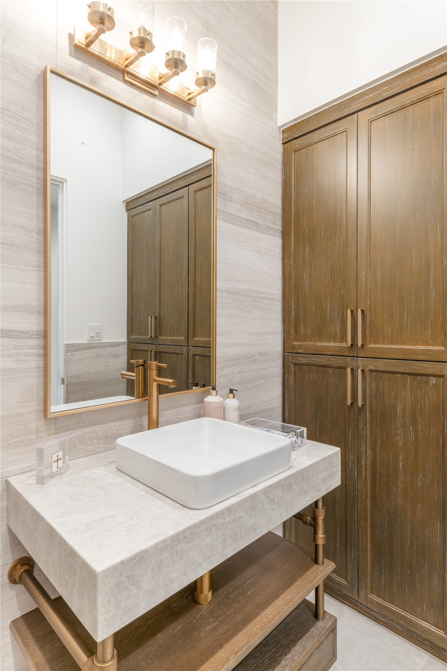 6101 Crystal Cove Court