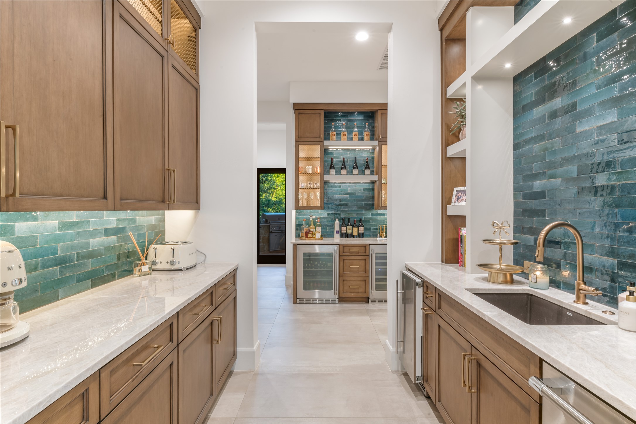 6101 Crystal Cove Court
