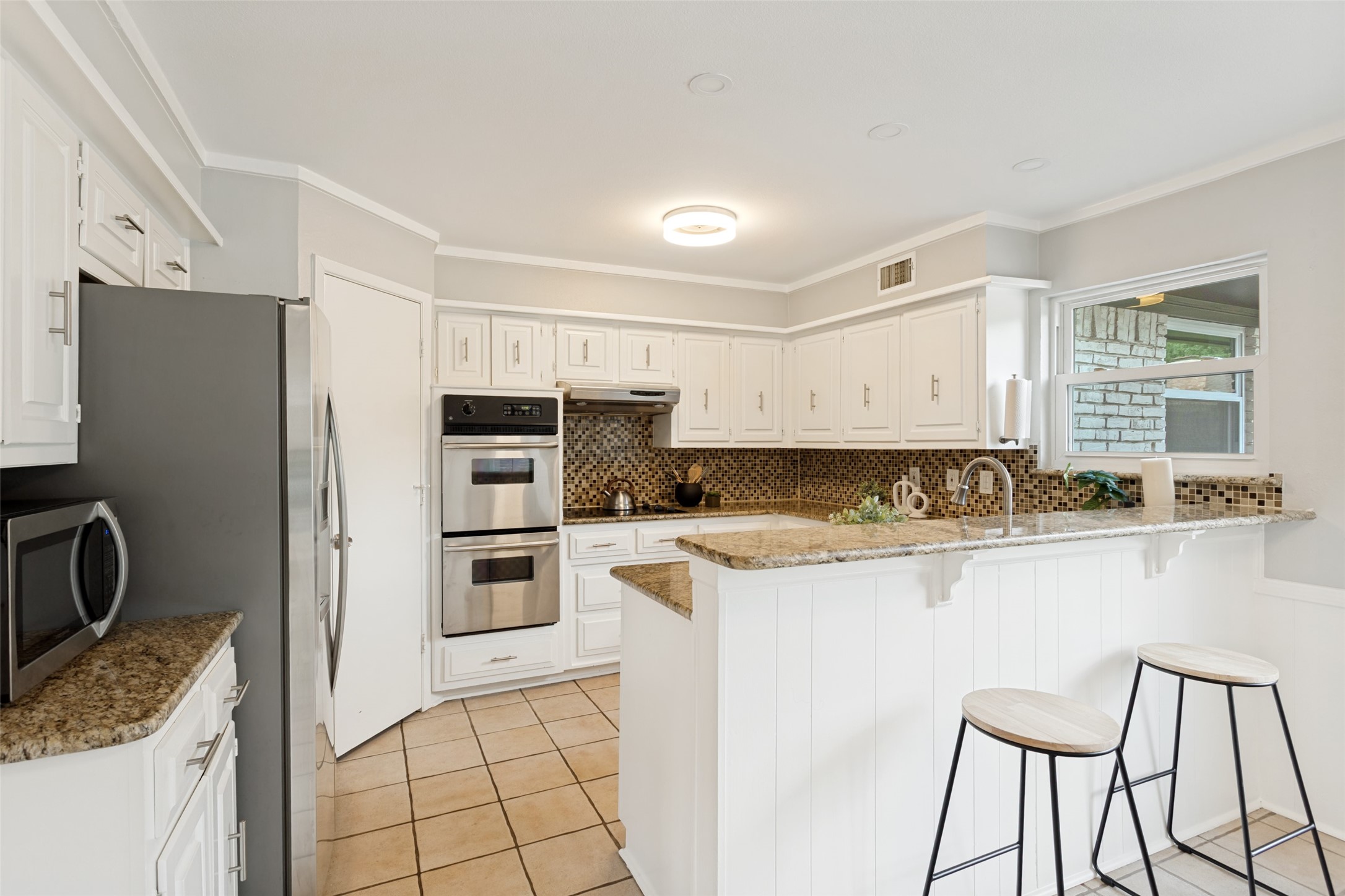 9517 Fallbrook Drive