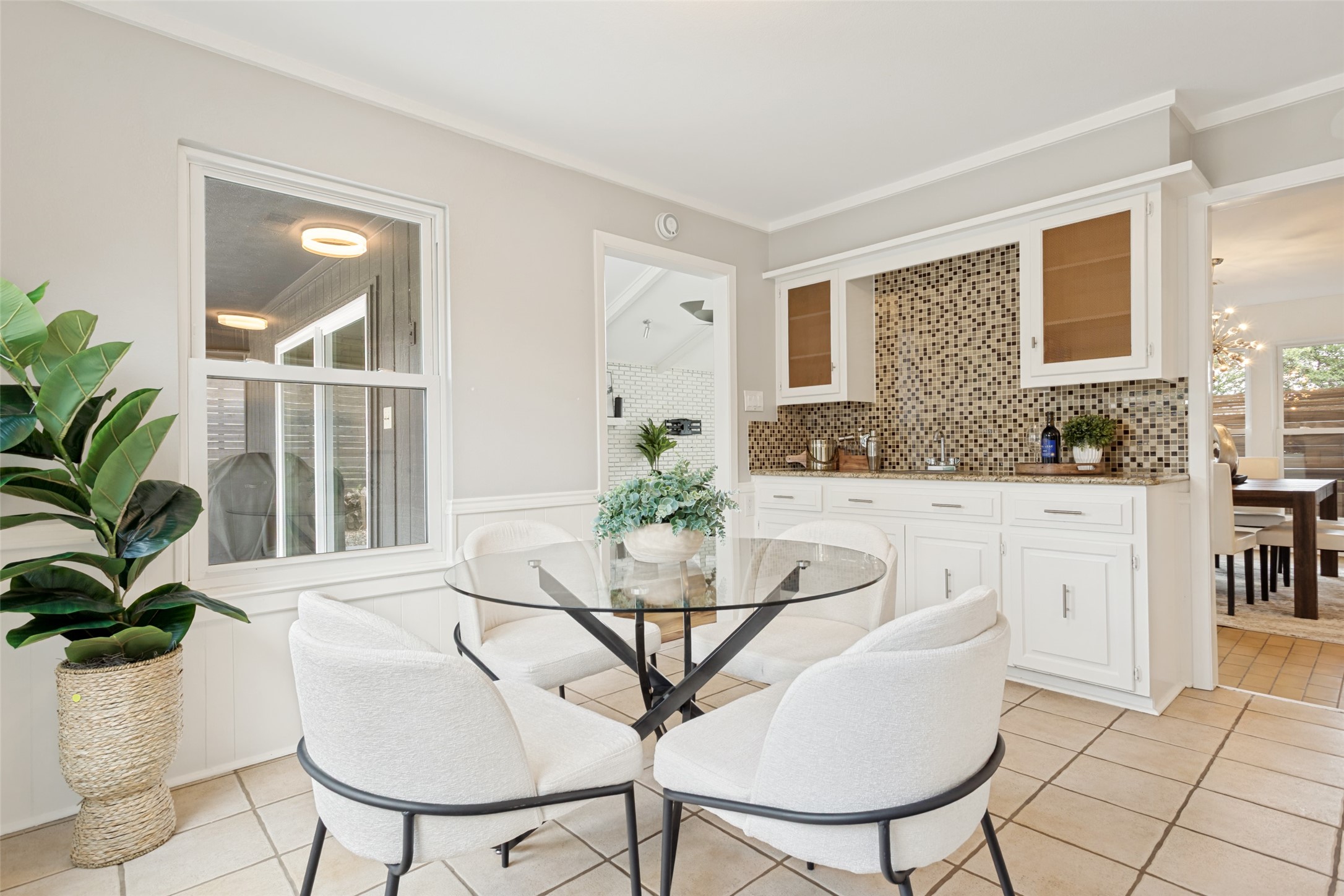 9517 Fallbrook Drive