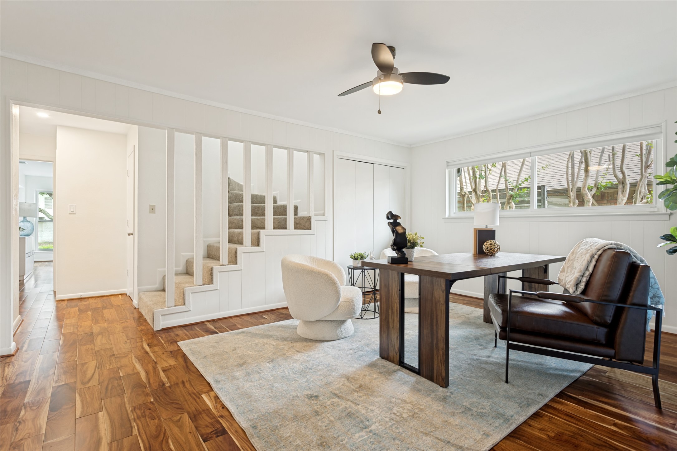 9517 Fallbrook Drive