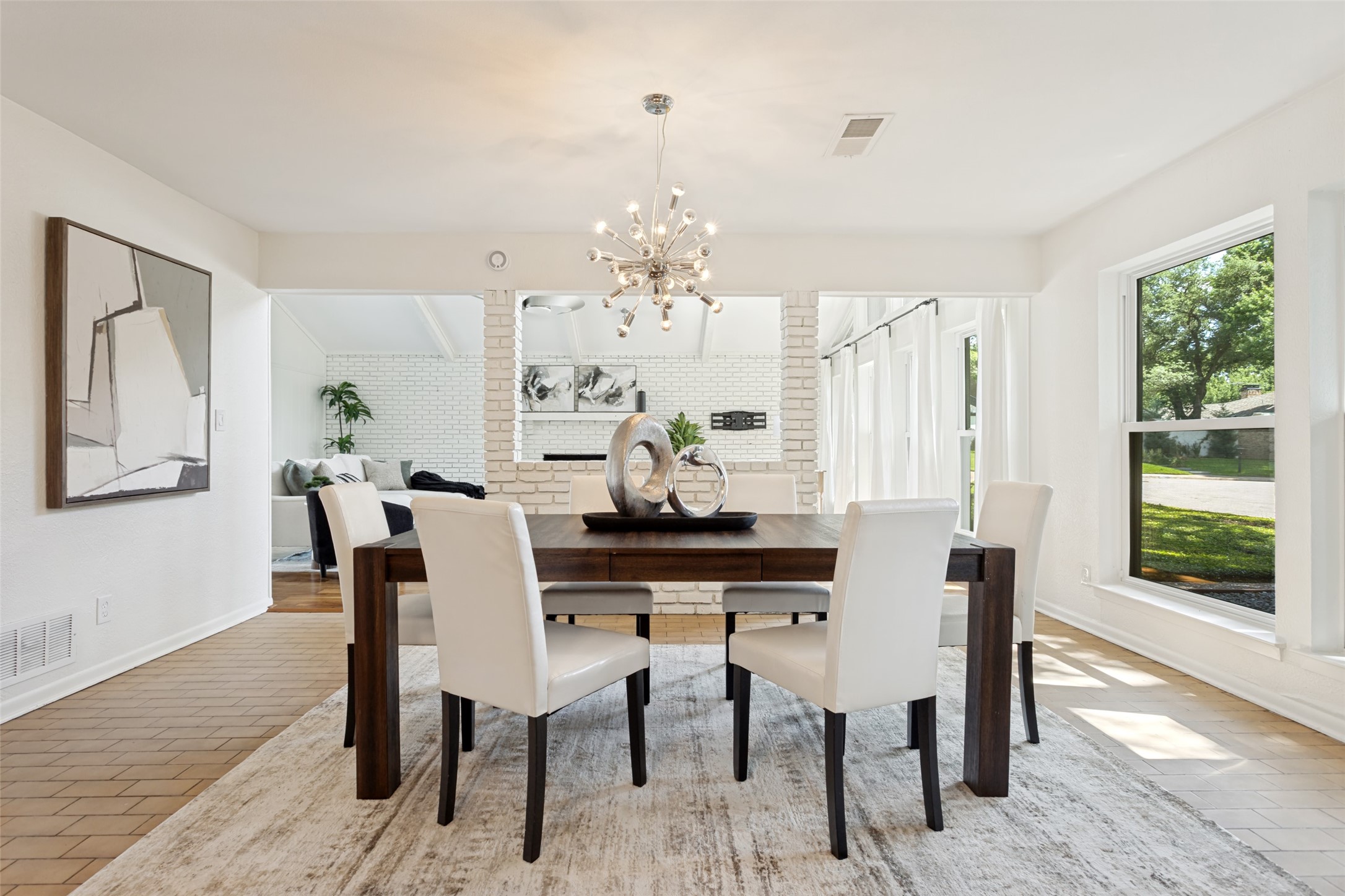 9517 Fallbrook Drive