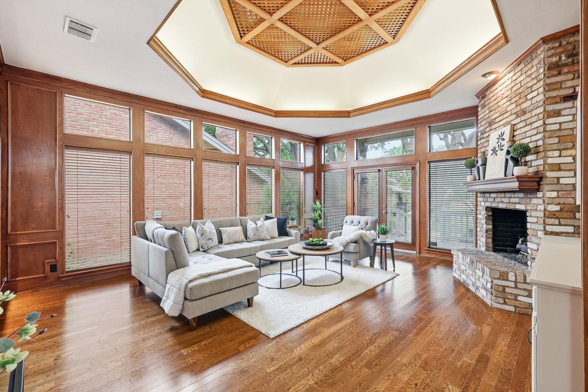 5014 Village Court