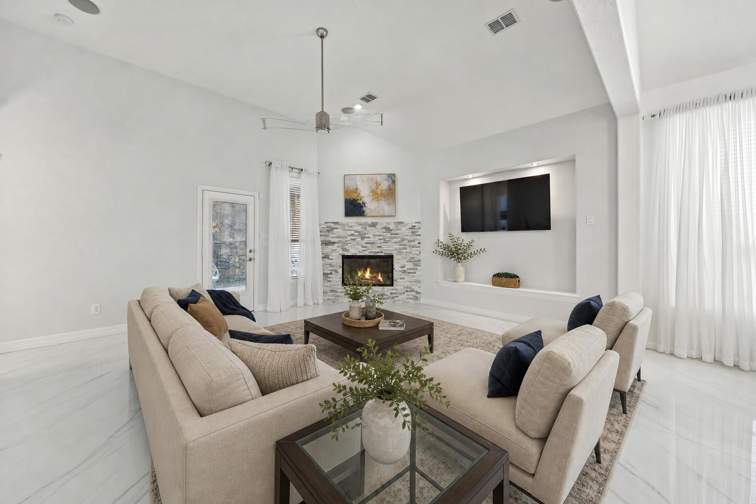 2801 White Rock Creek Drive