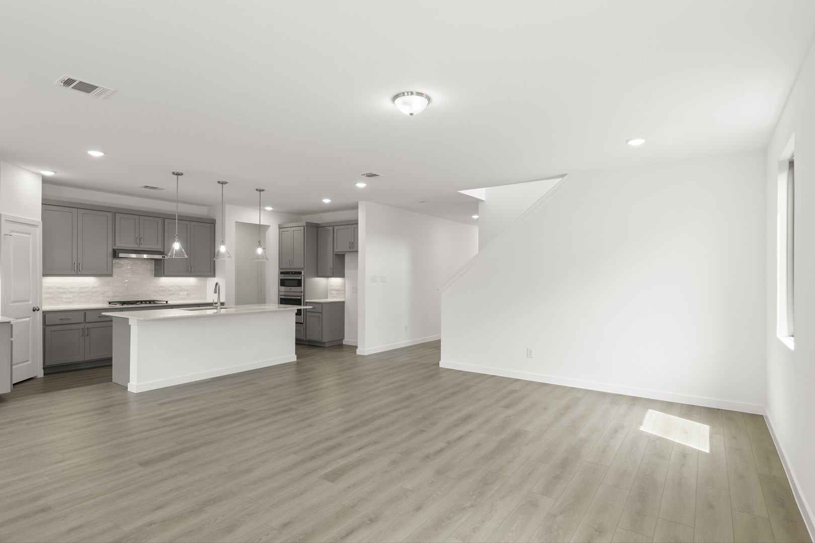 2415 Daisy Lane