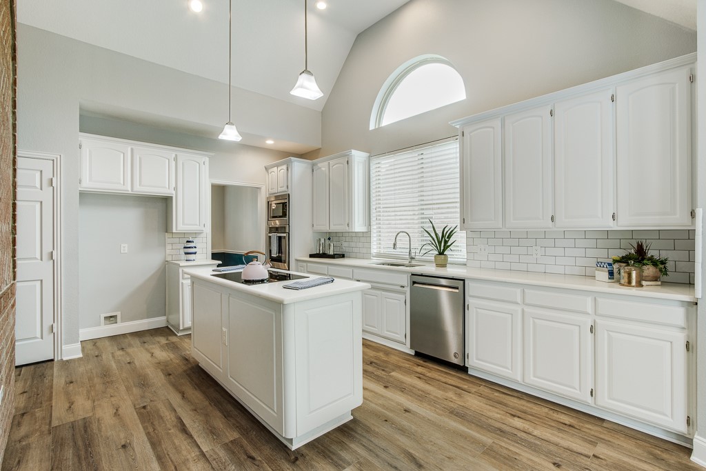 2813 Mesa Court