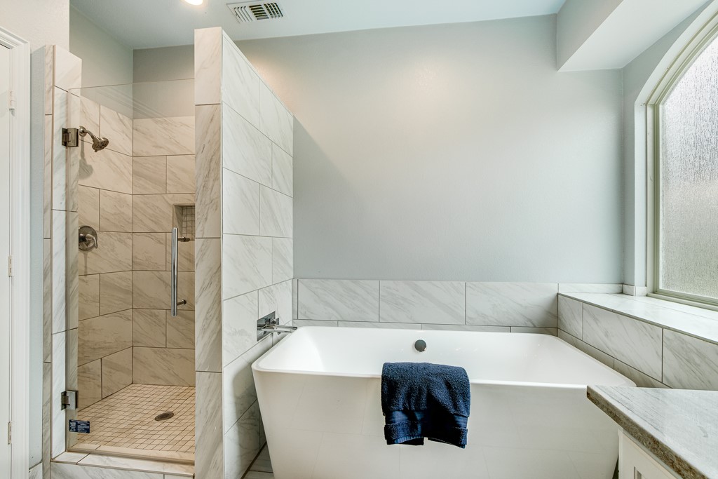 2813 Mesa Court