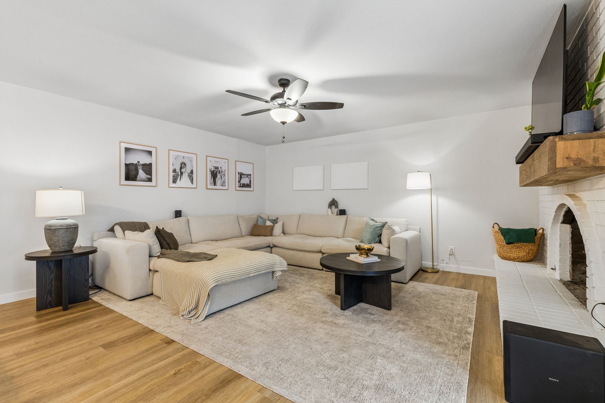 2733 Ripplewood Drive