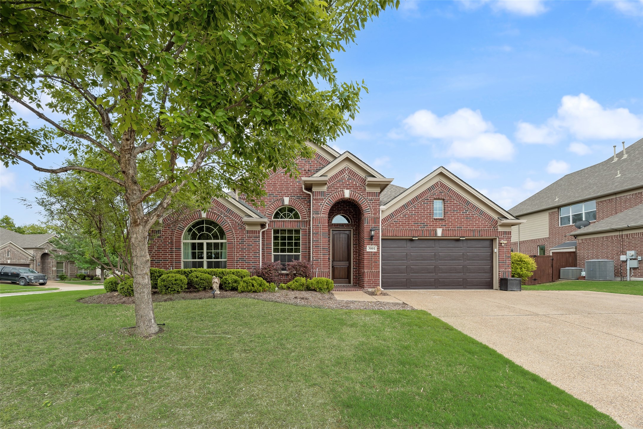 3001 Leesa Drive