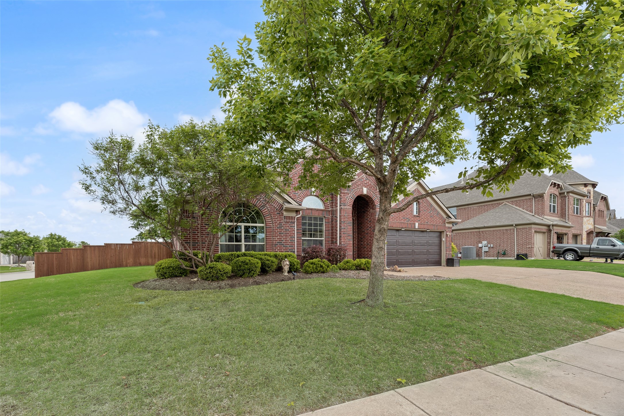 3001 Leesa Drive