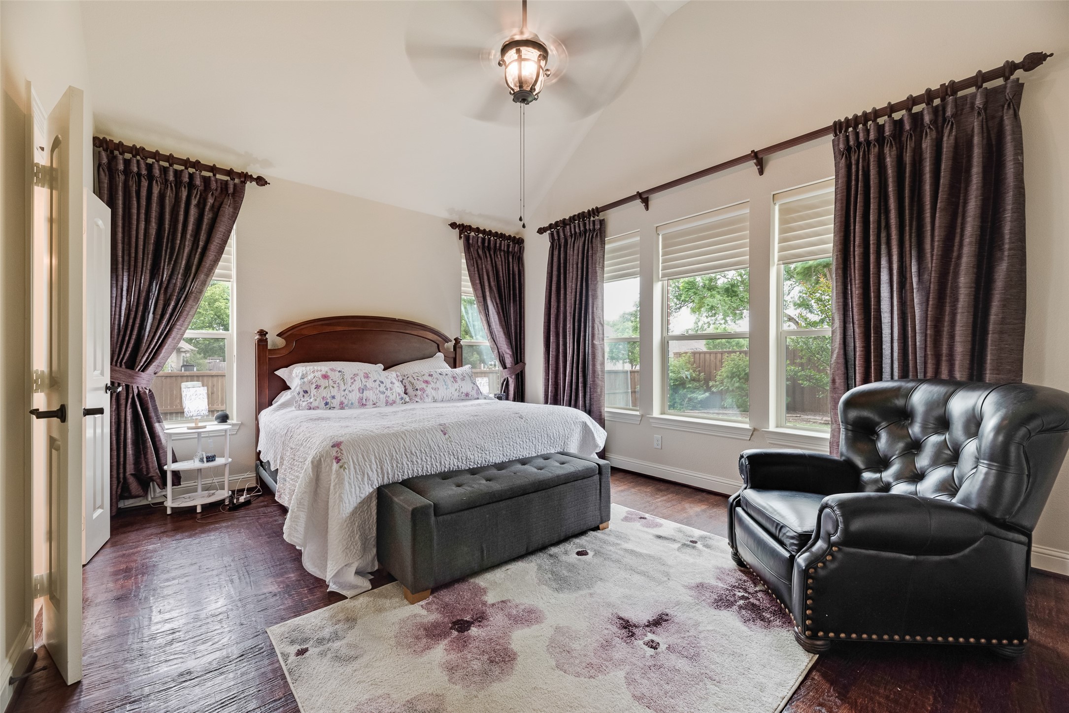 3001 Leesa Drive
