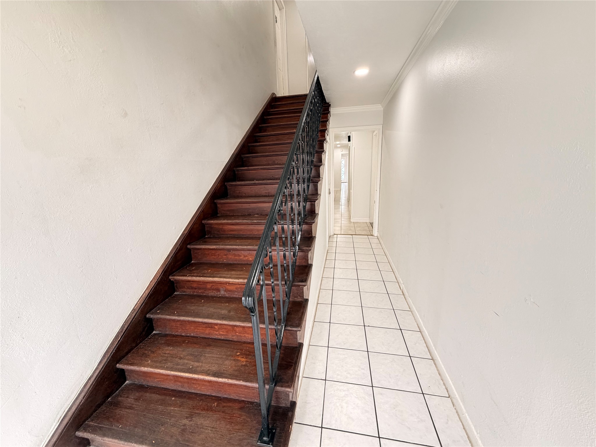 4115 Douglas Avenue 106