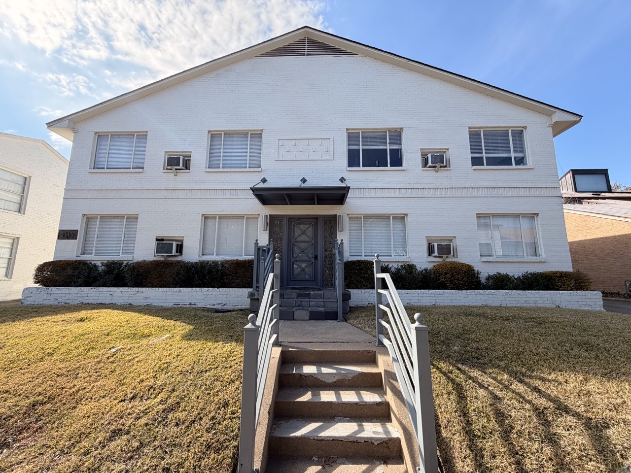 4115 Douglas Avenue 106