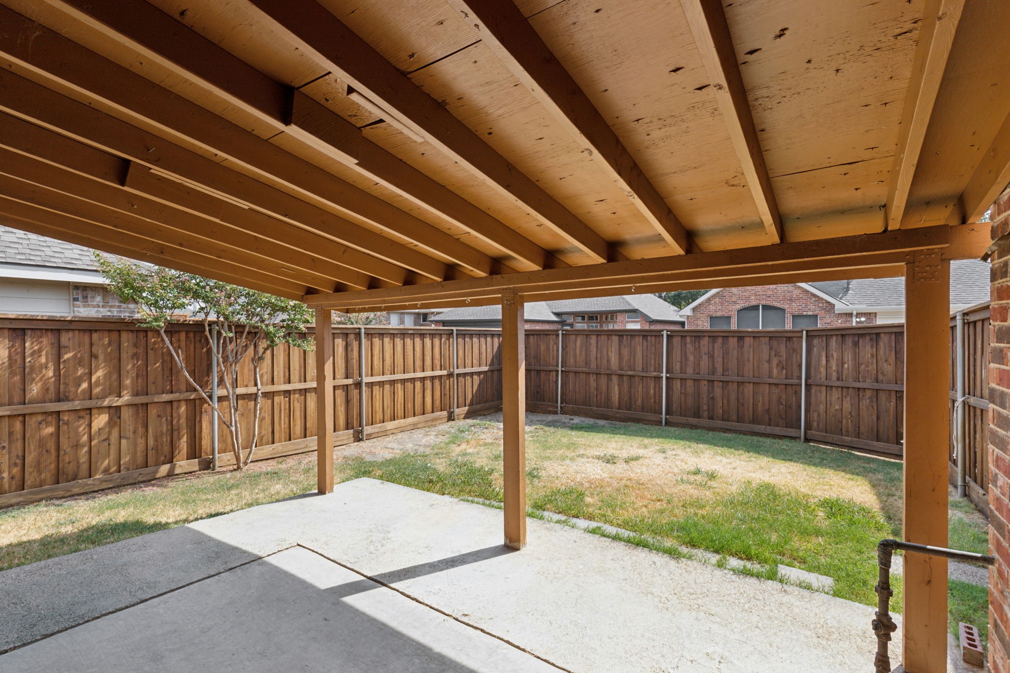 5621 Phoenix Drive