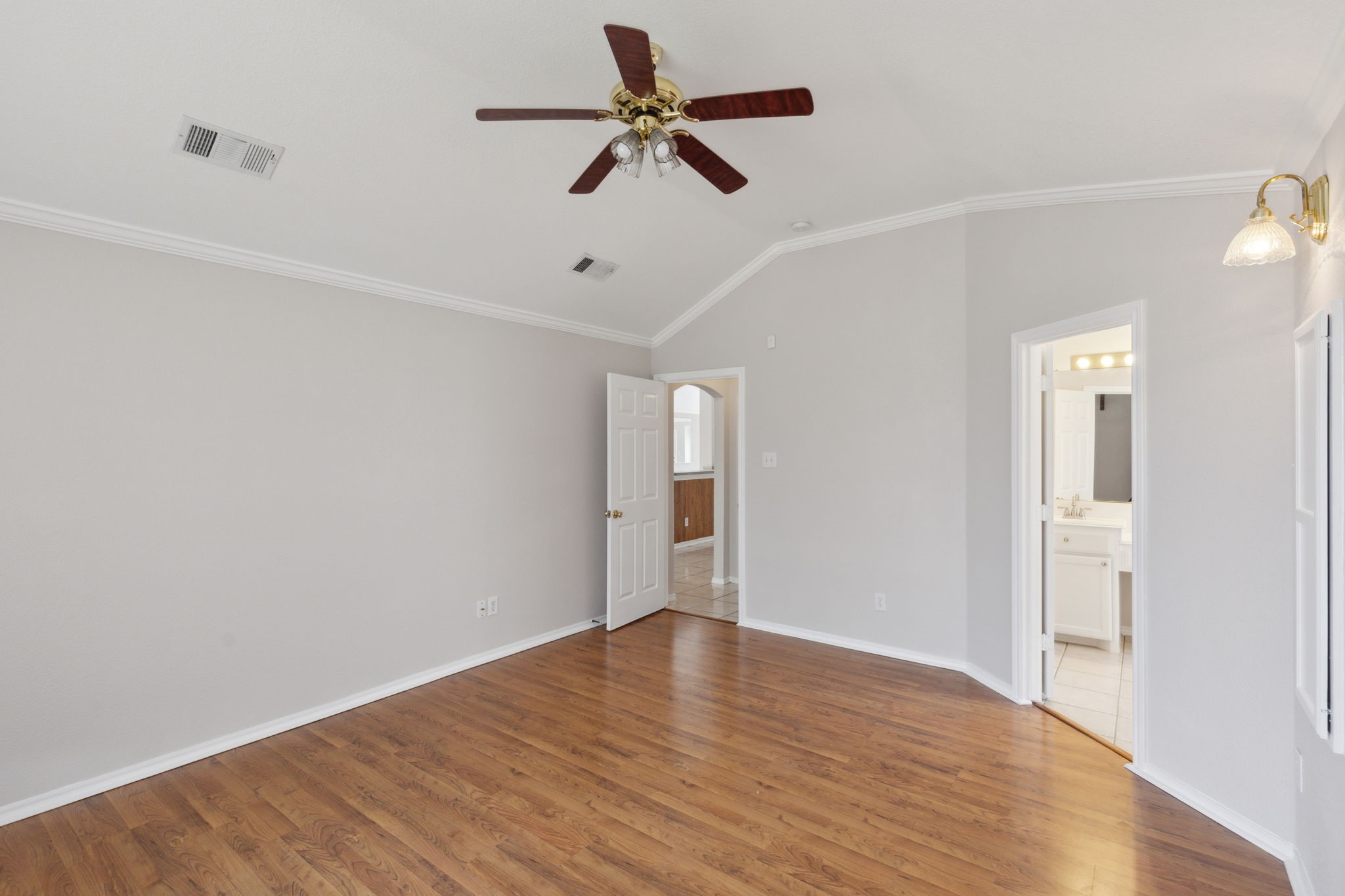 5621 Phoenix Drive