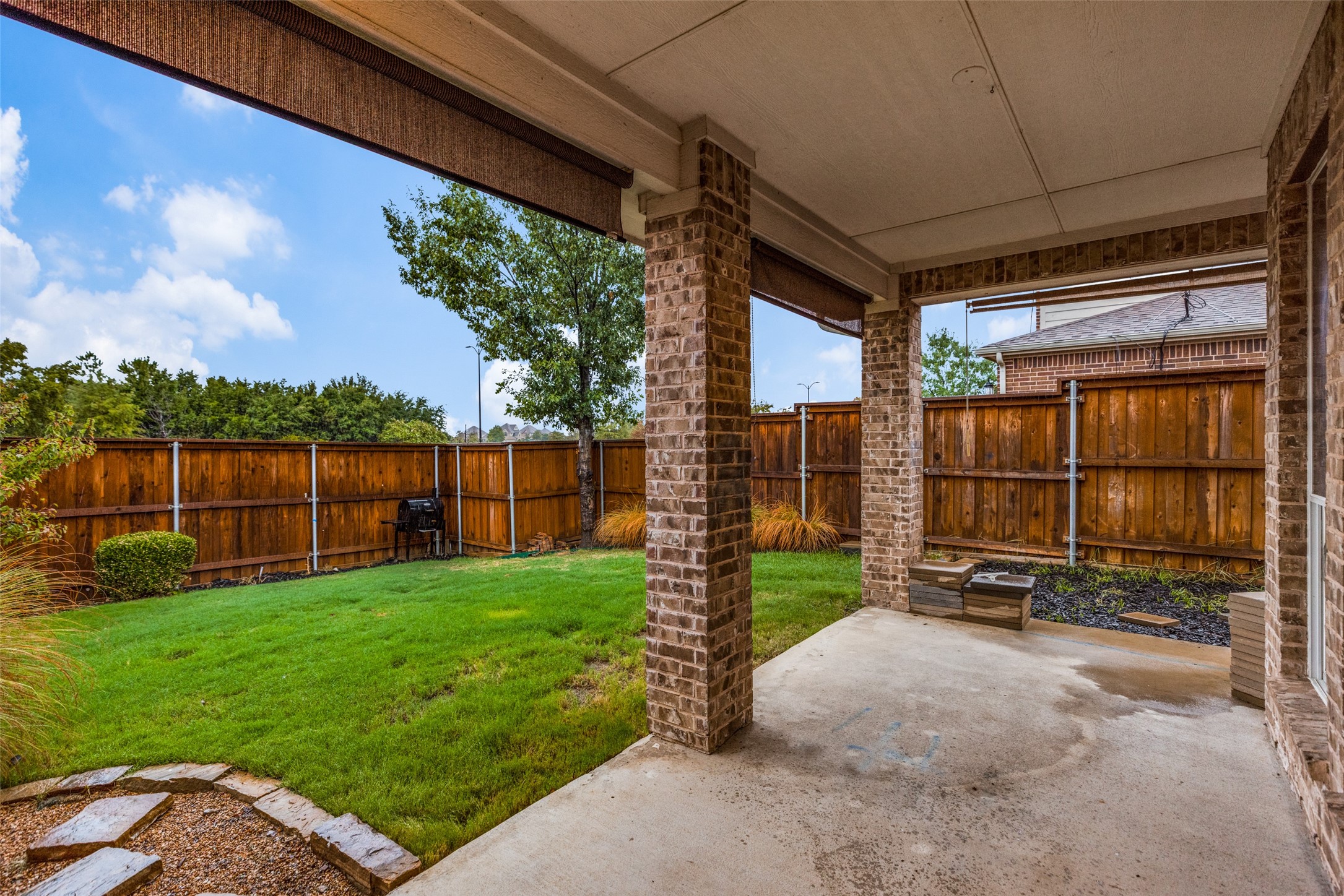 592 Burning Oak Drive