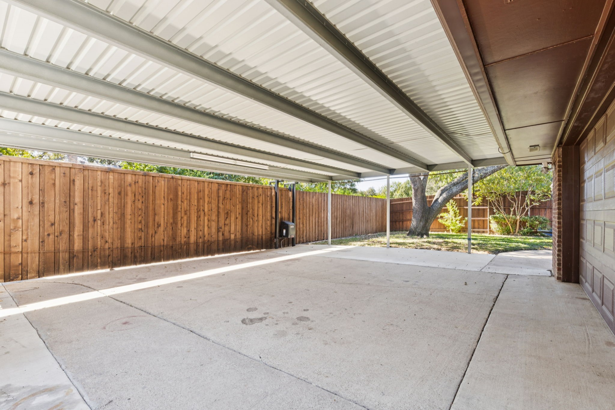 9718 Amberley Drive