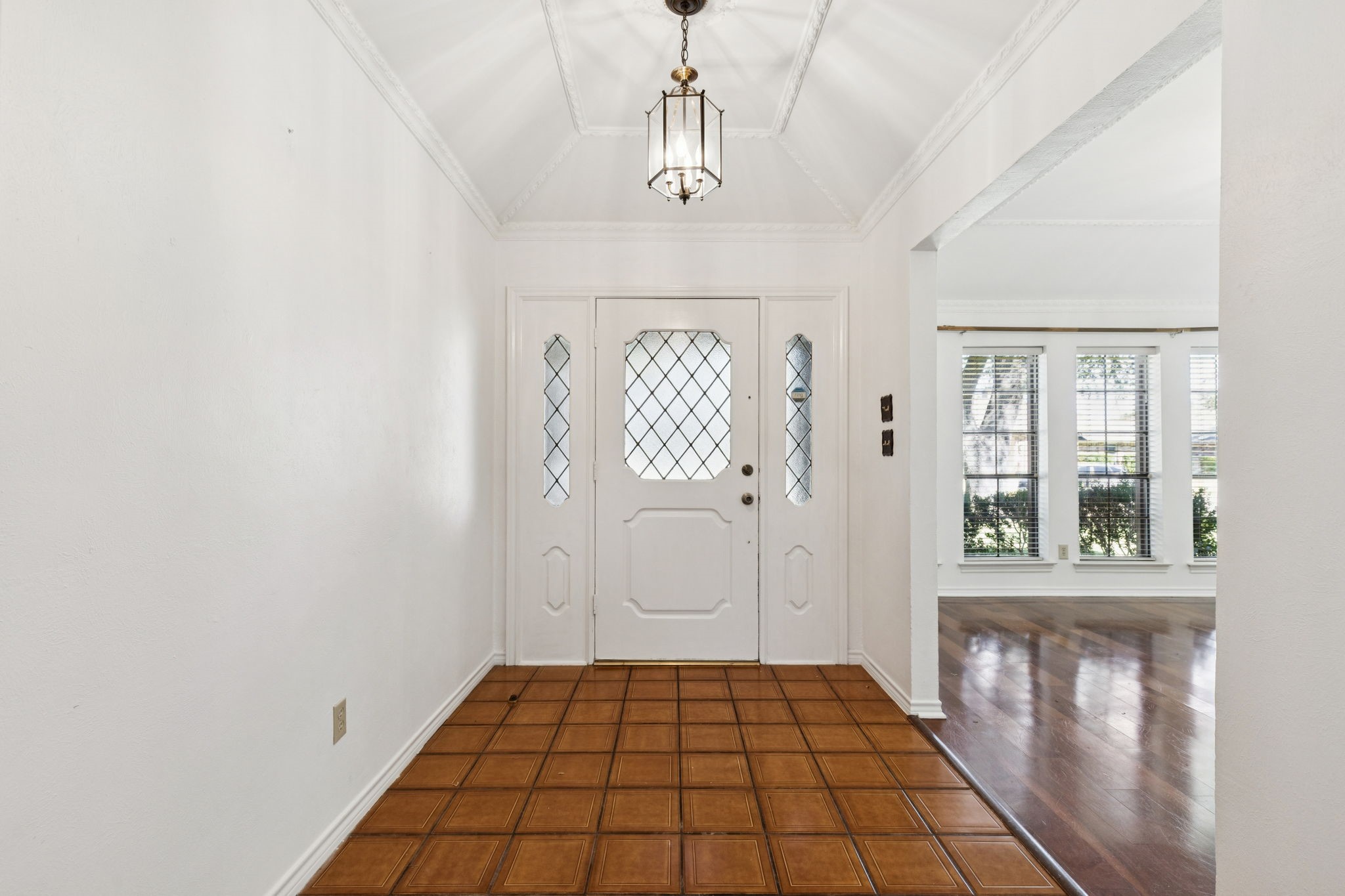 9718 Amberley Drive
