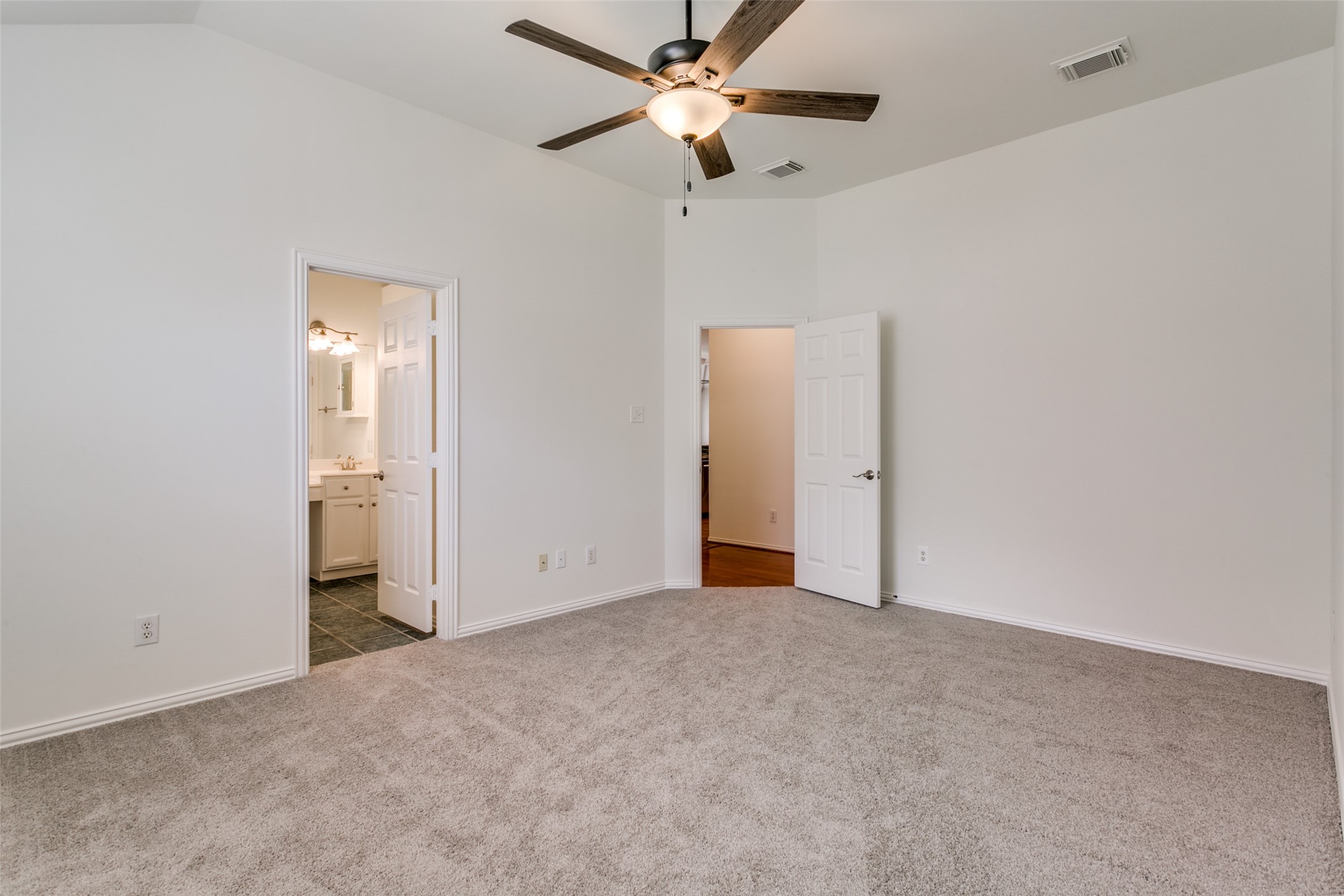 1220 Shady Elm Lane