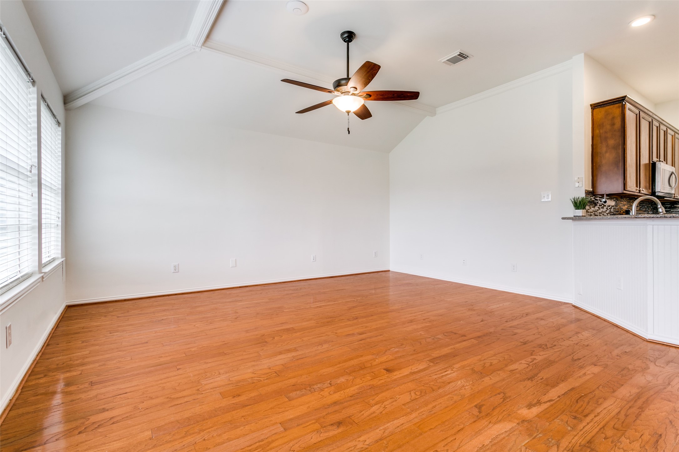 1220 Shady Elm Lane
