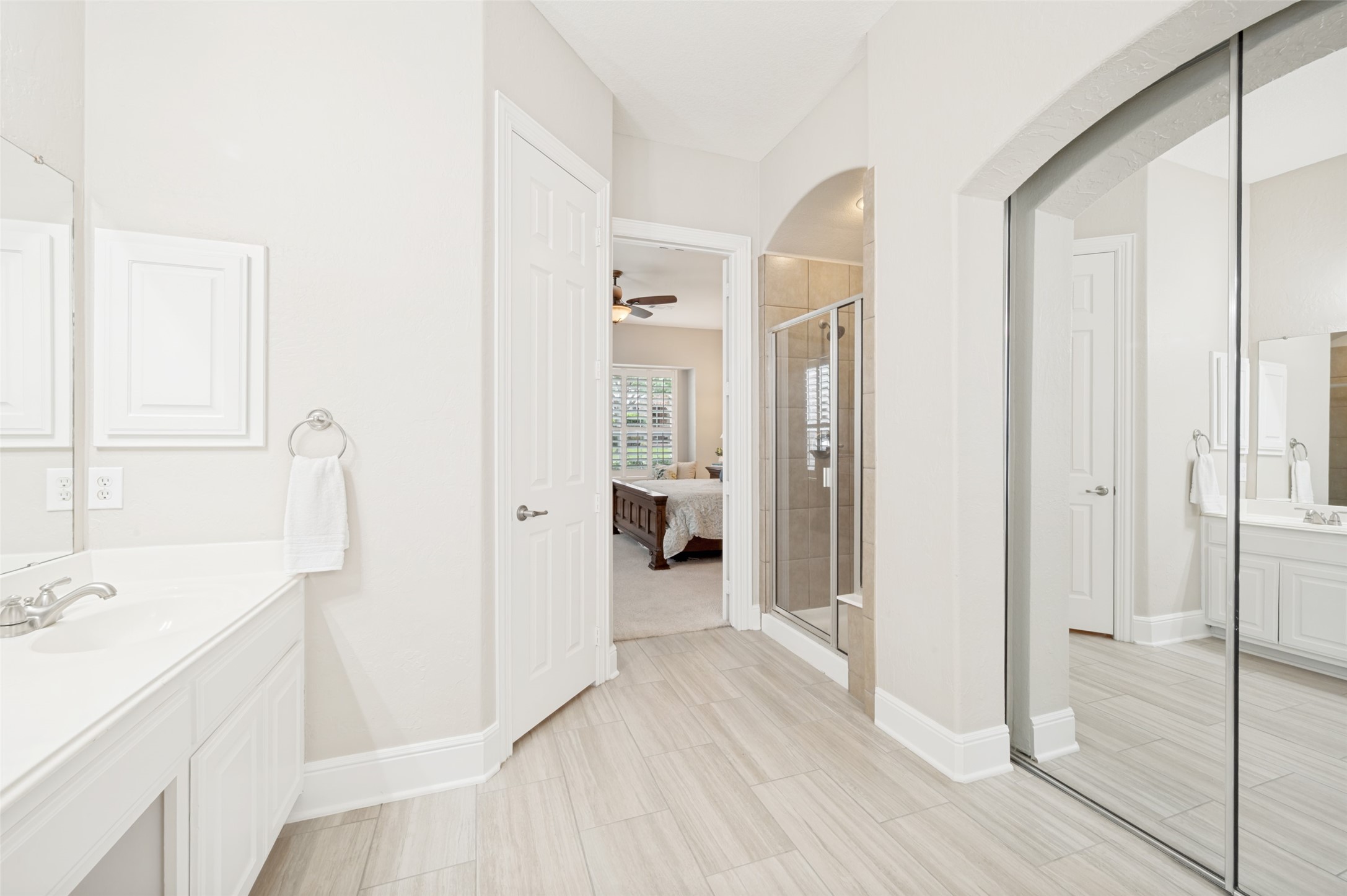 10172 Bowling Green Drive