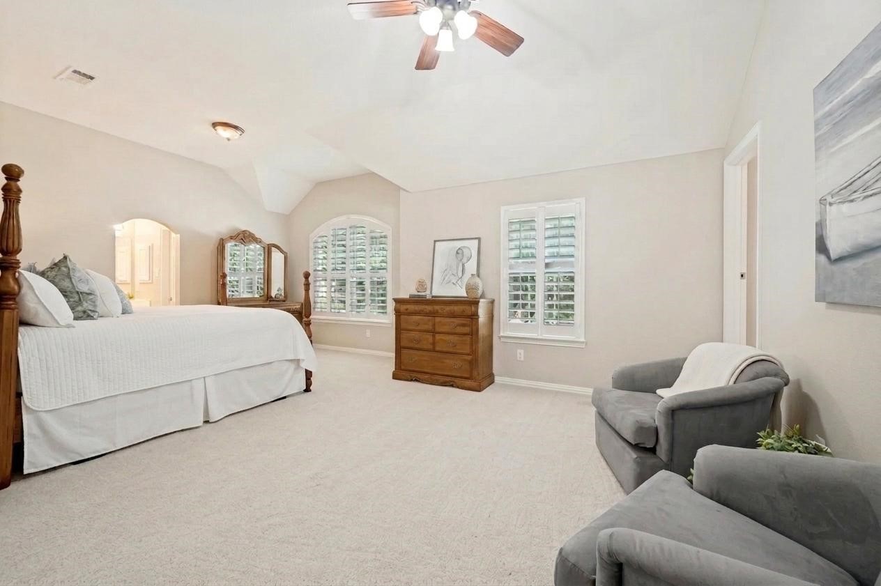10172 Bowling Green Drive