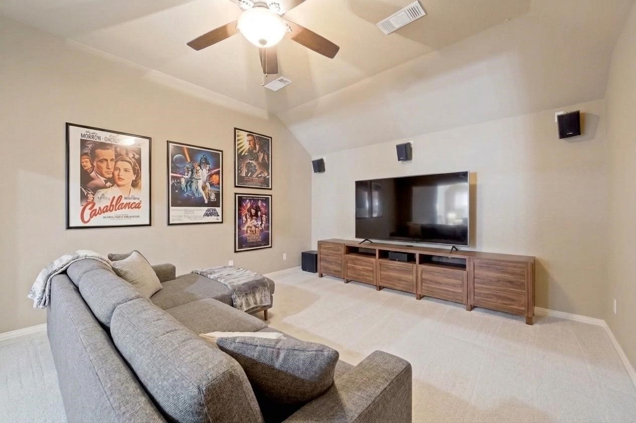 10172 Bowling Green Drive